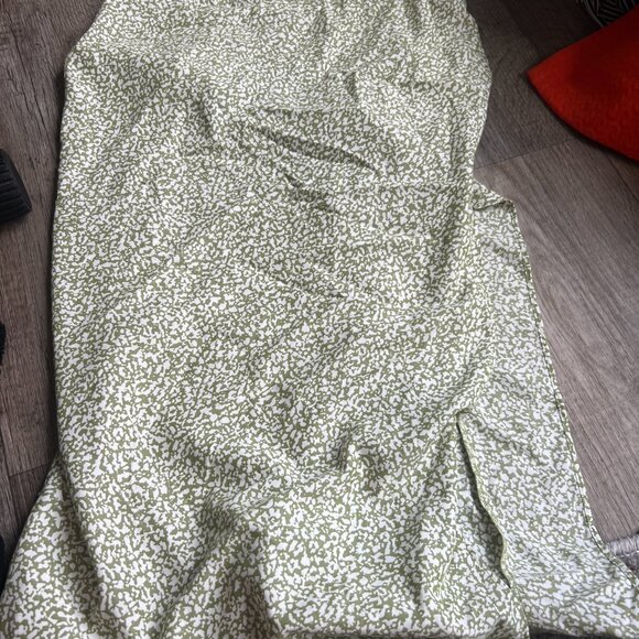 Green & White Abercrombie & Fitch Keyhole Dress size M - Picture 8 of 12